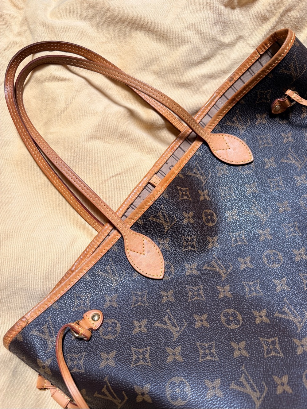2014 Louis Vuitton Canvas Neverfull MM Tote in Brown - Picture 9 of 14